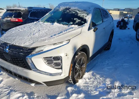 2024 Mitsubishi Eclipse Cross Se S-Awc/Sel S-Awc from USA, damaged, VIN JA4ATWAA2RZ017794